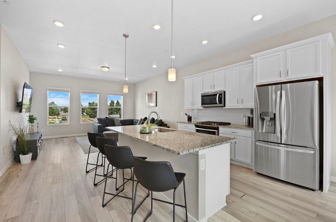 1465 W 68th Ave - Photo 3 of 20