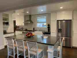 featured image of 804 Stevely Ave