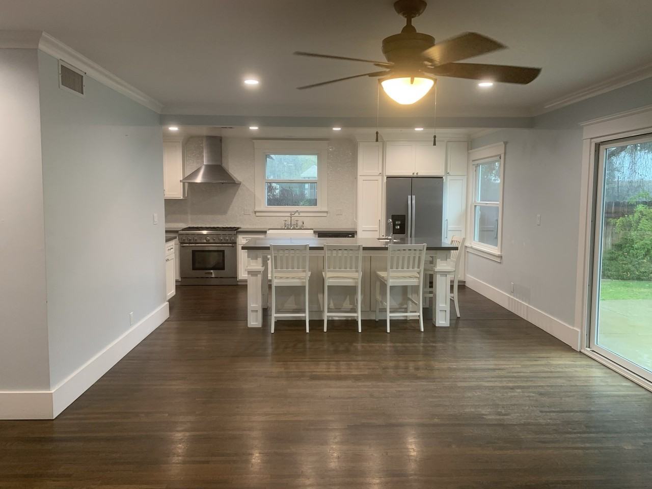 804 Stevely Ave - Photo 3 of 14