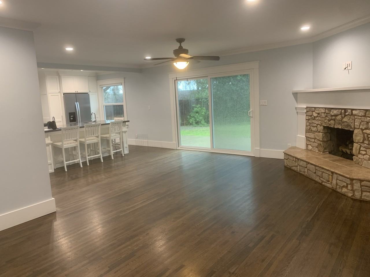 804 Stevely Ave - Photo 4 of 14