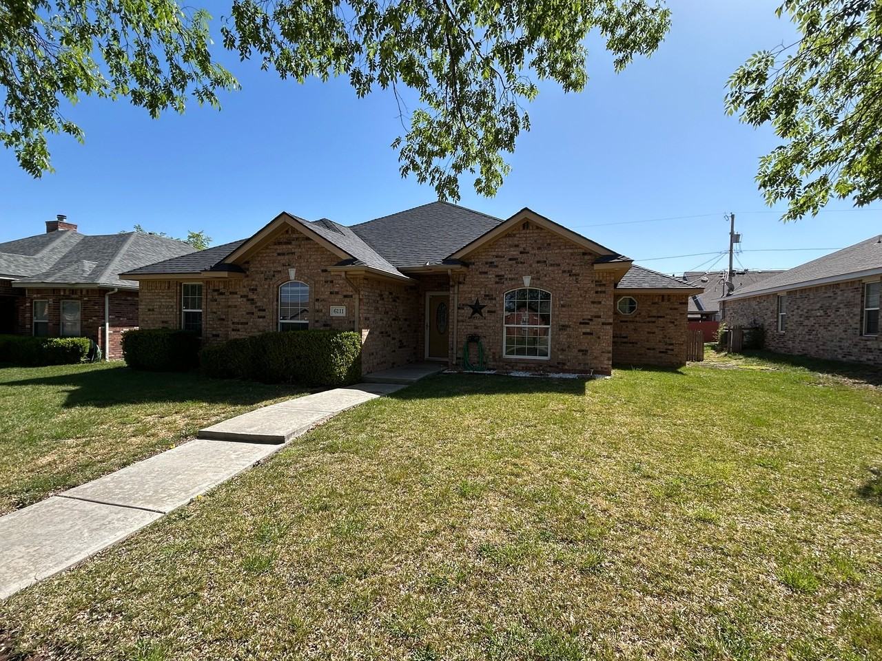 6111 Mercy Ct - Photo 2 of 17