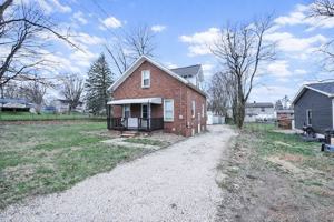 featured image of 1455 Woodbirch Ave