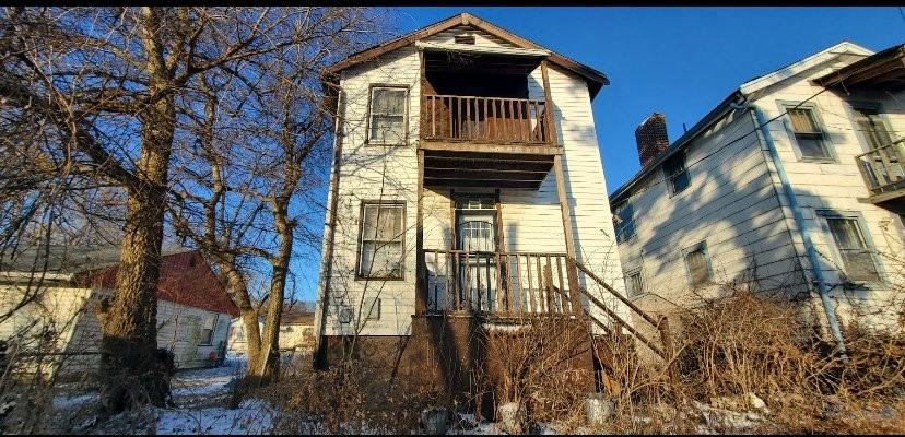 8758 Lowell St - Photo 3 of 20