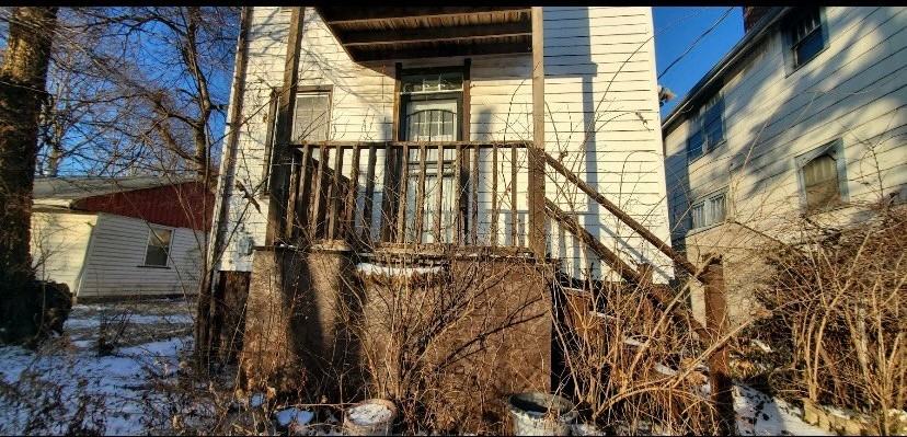 8758 Lowell St - Photo 5 of 20