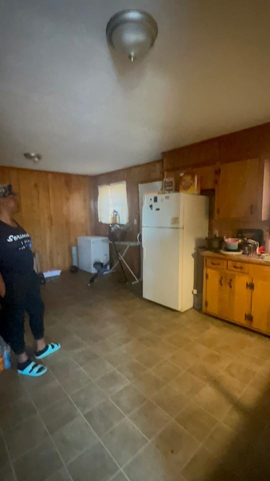 1670 Aurora St - Photo 2 of 18