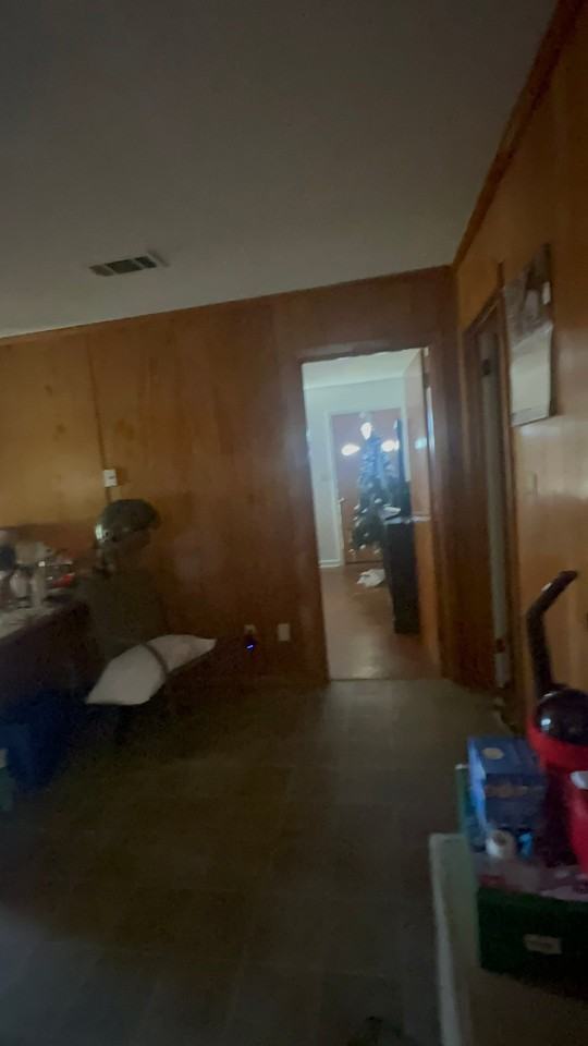 1670 Aurora St - Photo 3 of 18