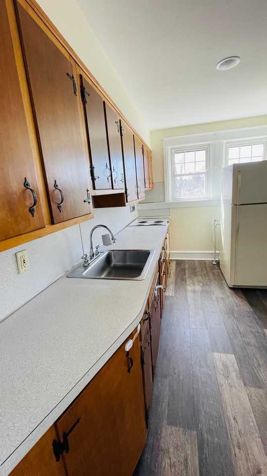 724 Main St #3 - Photo 3 of 16