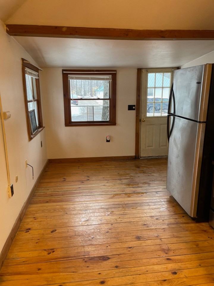 694 Sebago Rd #8 - Photo 5 of 5