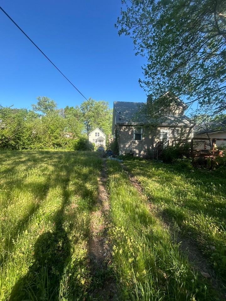 2118 Rosebud Ave - Photo 7 of 20