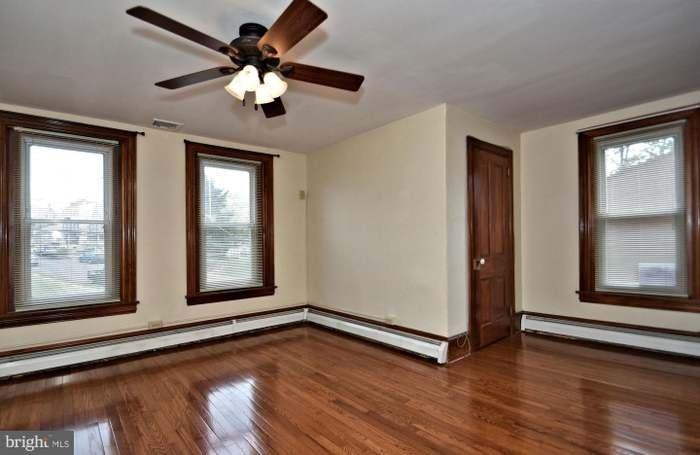 153 2nd Ave - Photo 5 of 13