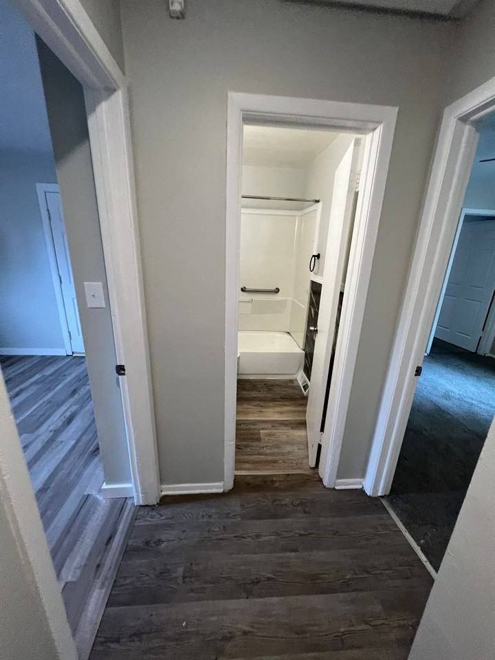 4729 E 173rd St - Photo 5 of 14