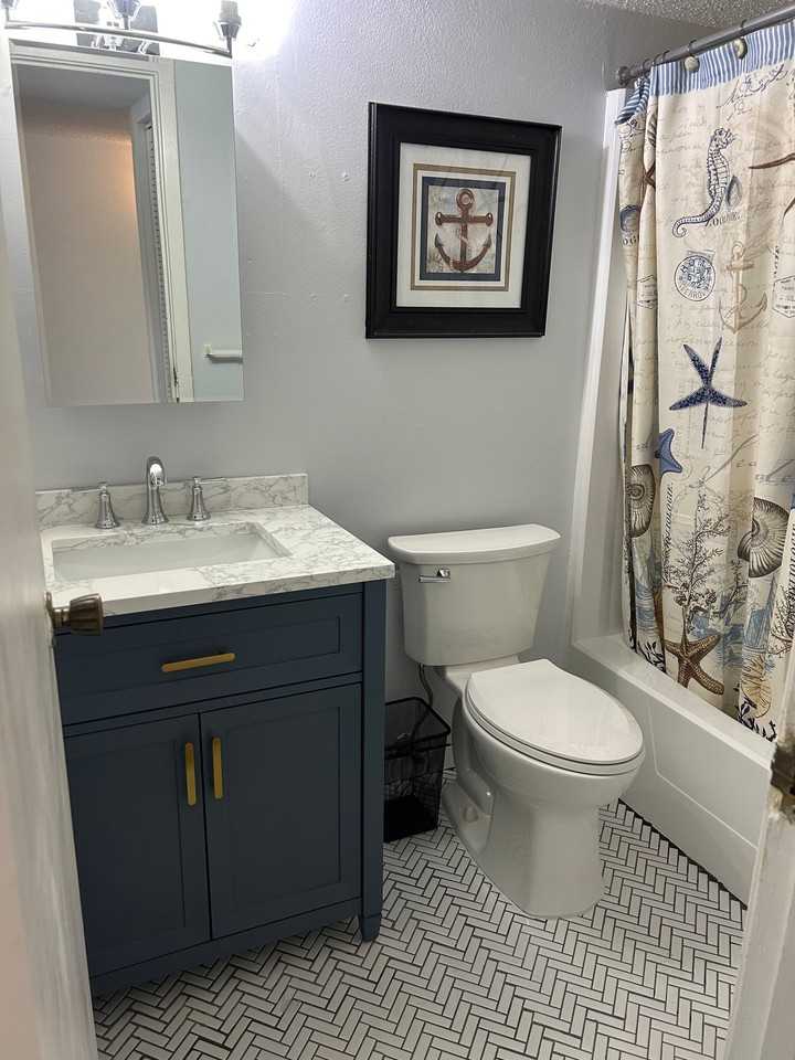 101 Old Ferry Rd #10C - Photo 4 of 20