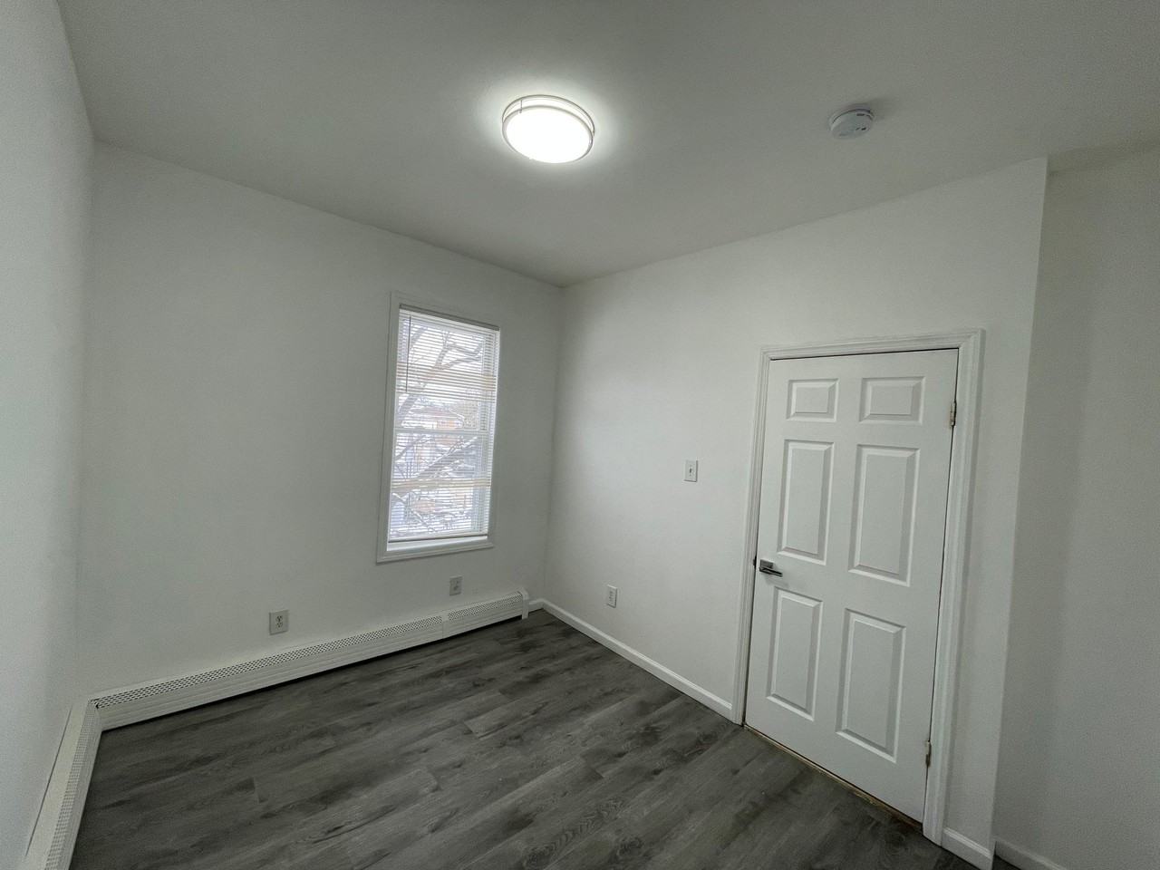 22 Clifford St #FL2 - Photo 2 of 18
