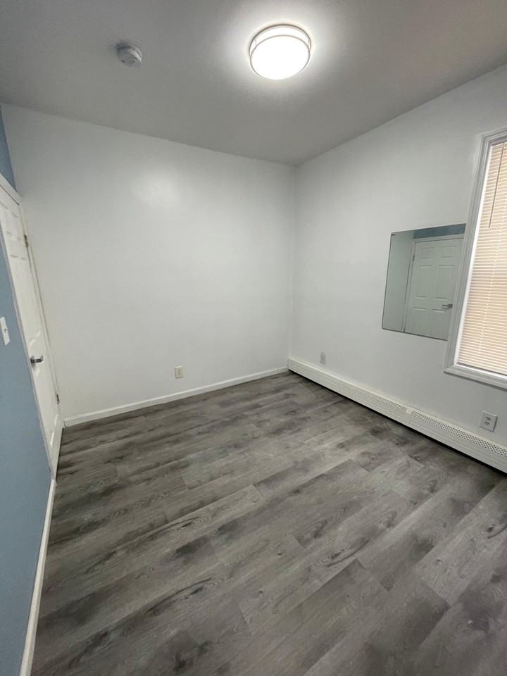 22 Clifford St #FL2 - Photo 5 of 18