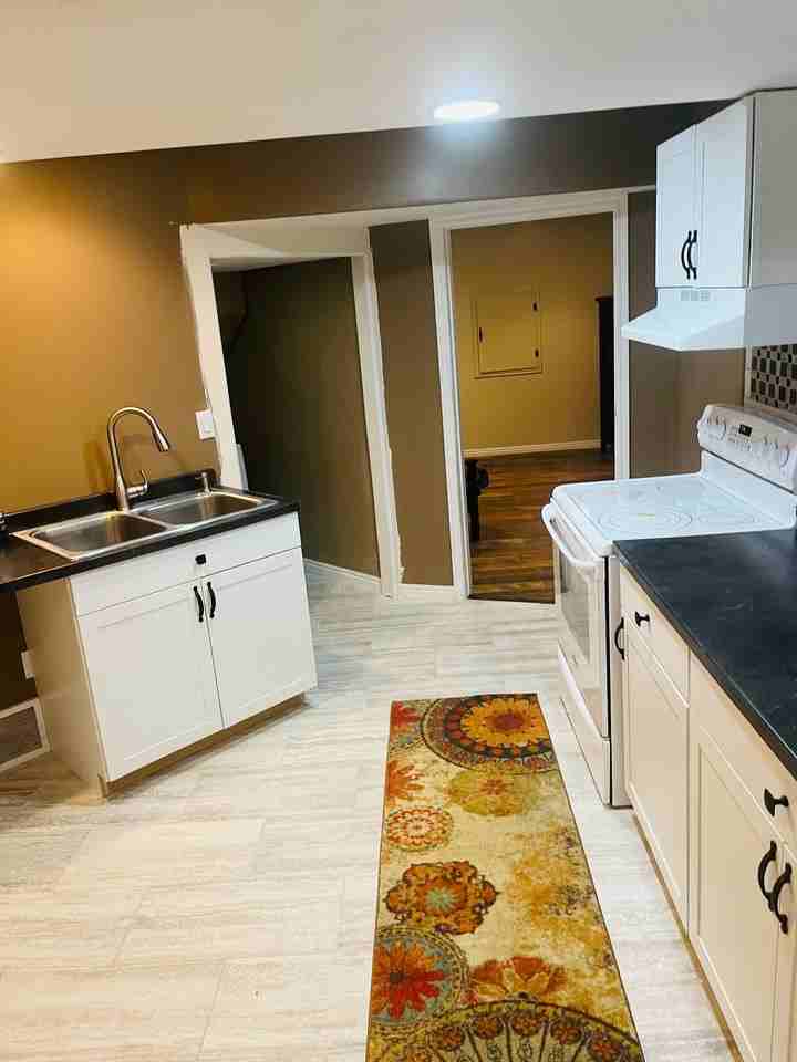6825 S Jordan Village Rd - Photo 4 of 9
