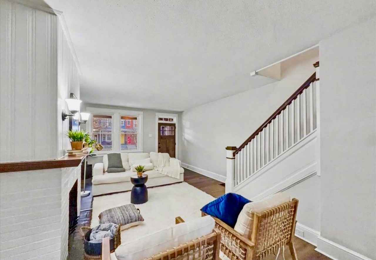 596 N Plum St - Photo 4 of 15