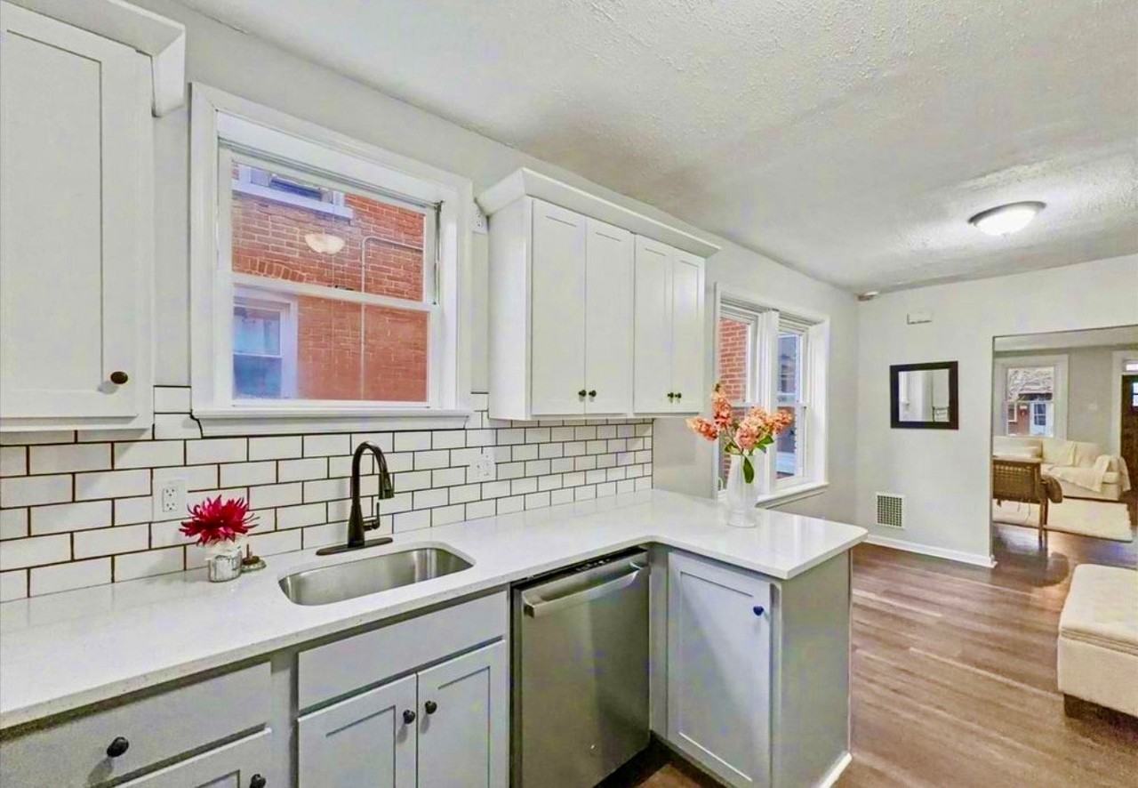 596 N Plum St - Photo 7 of 15