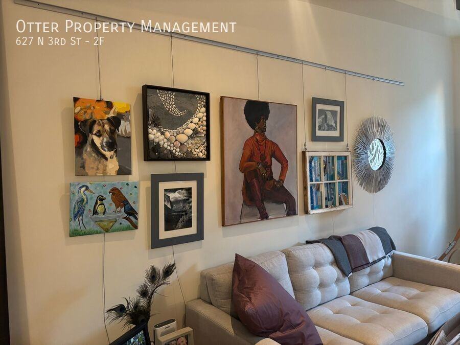 627 N 3rd St #2F - Photo 2 of 37