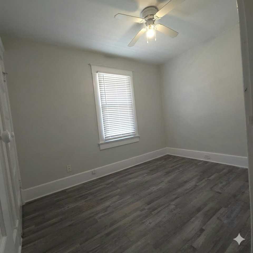 3031 Boulevard Place - Photo 6 of 13