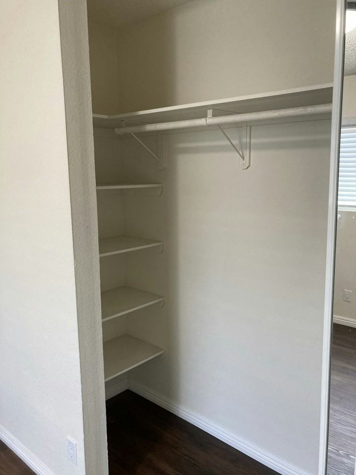 5943 Limonite Avenue, Unit C - Photo 6 of 9