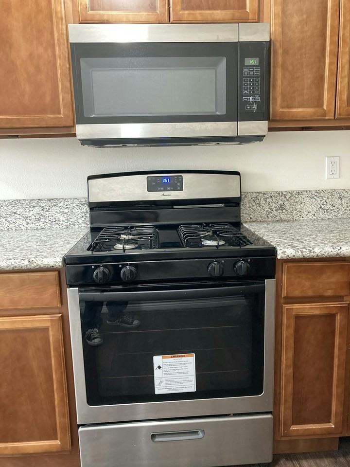 5943 Limonite Avenue, Unit C - Photo 7 of 9