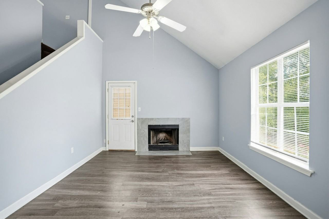 7028 Copper Cove - Photo 5 of 28