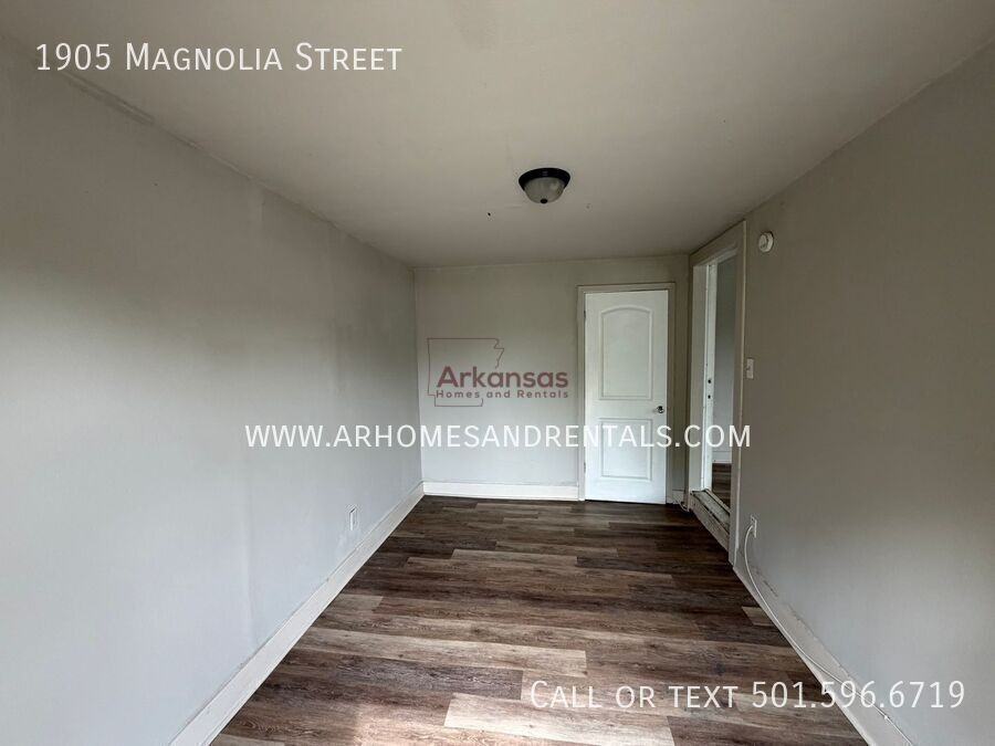 1905 N Magnolia St - Photo 7 of 7