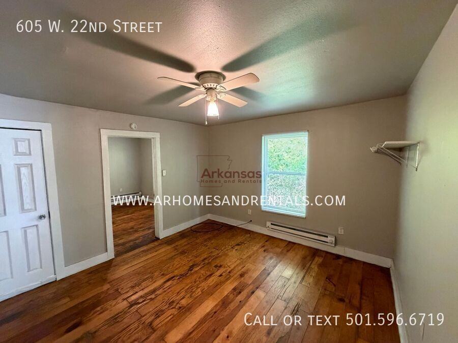 605 W 22nd St - Photo 6 of 10