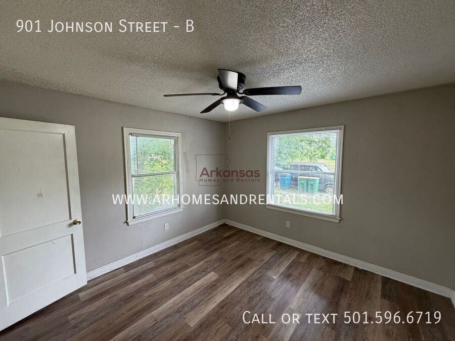 901 Johnson St #B - Photo 5 of 8