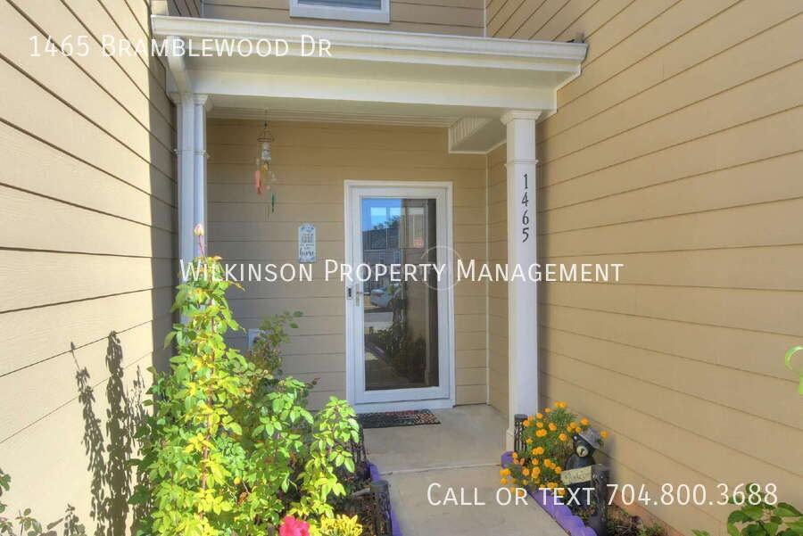 1465 Bramblewood Dr - Photo 4 of 38