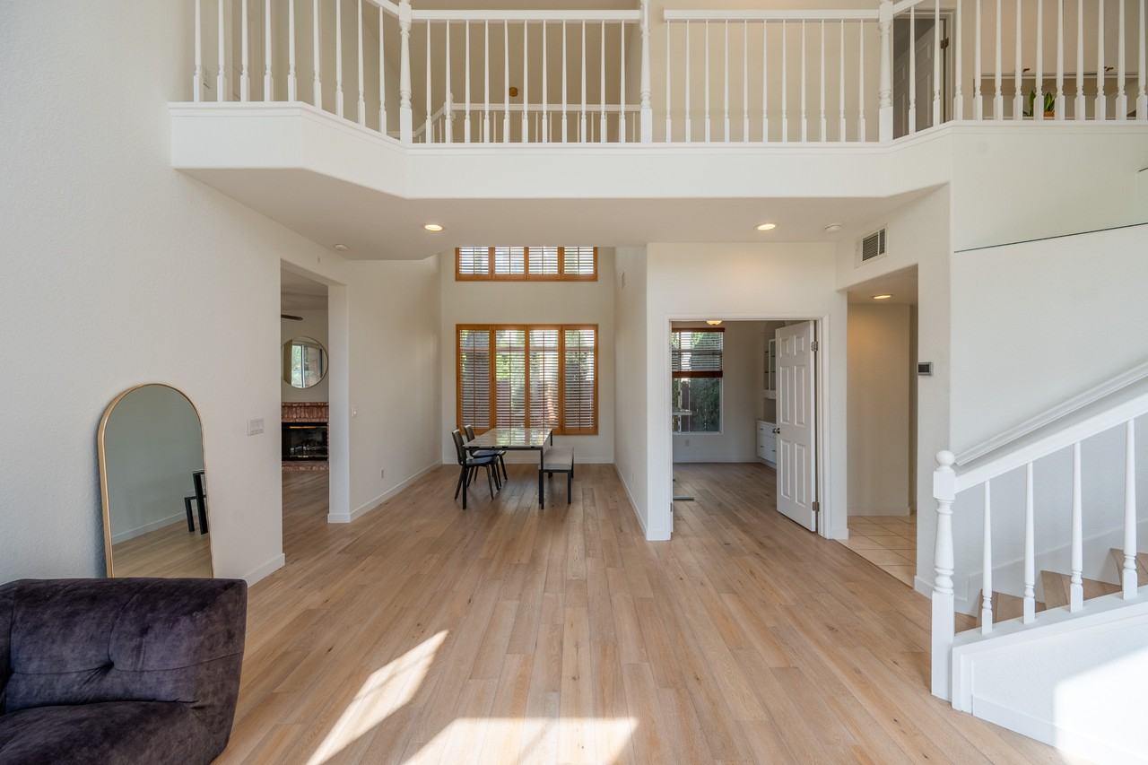 11267 Paul Barwick Ct - Photo 3 of 50