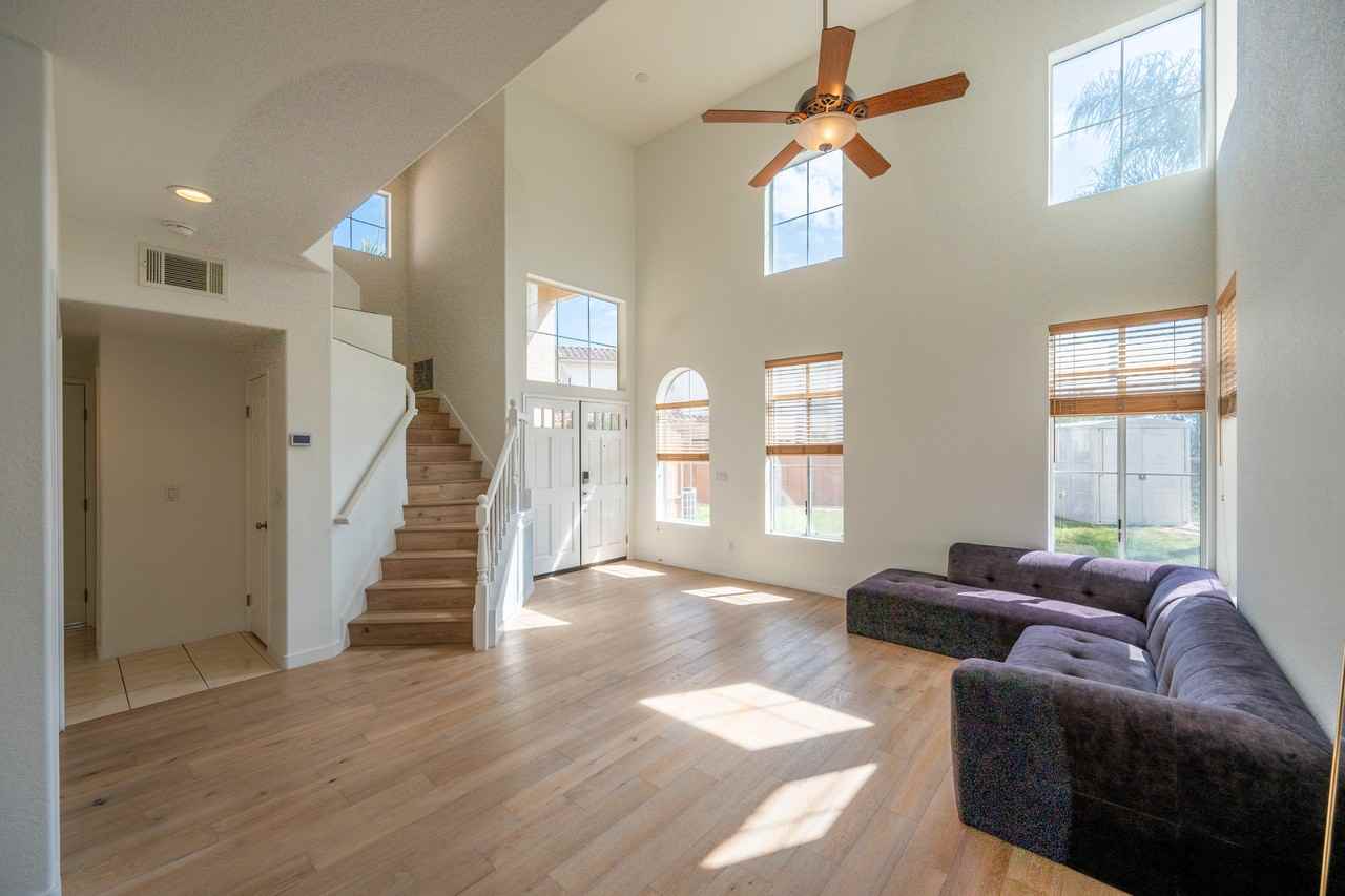 11267 Paul Barwick Ct - Photo 7 of 50