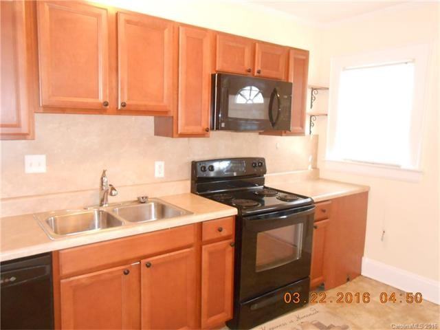2424 Statesville Ave - Photo 2 of 13