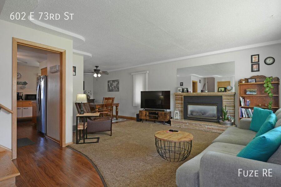 602 E 73rd St - Photo 2 of 27