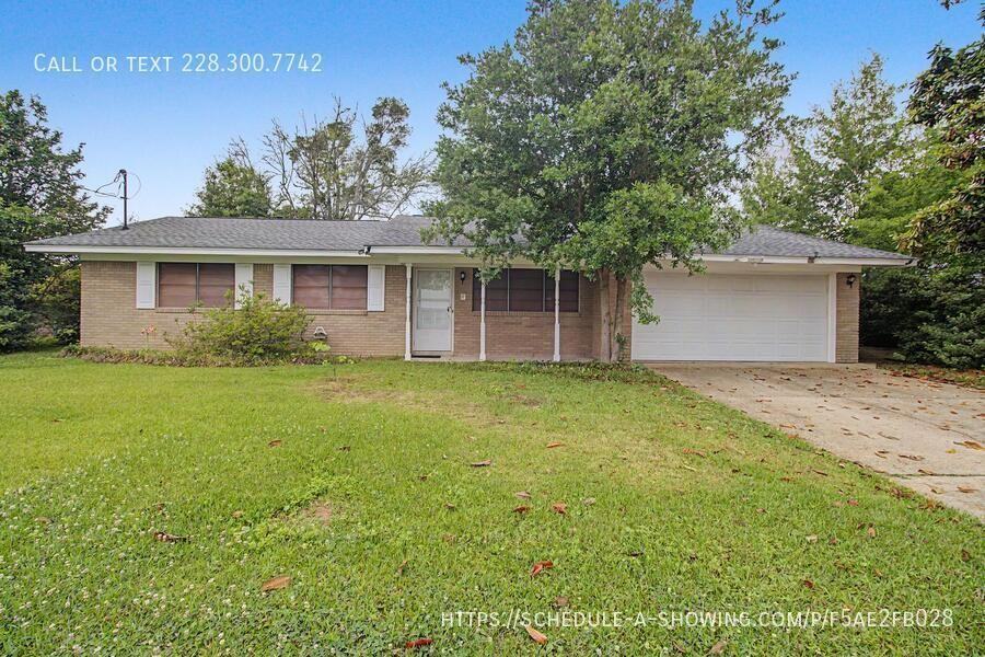 883 Rustwood Dr