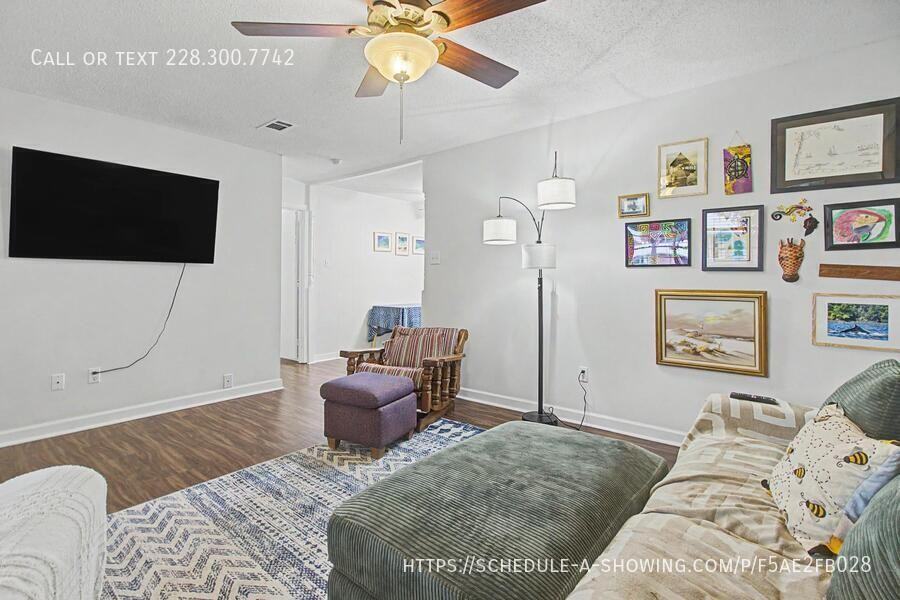 883 Rustwood Dr - Photo 4 of 16