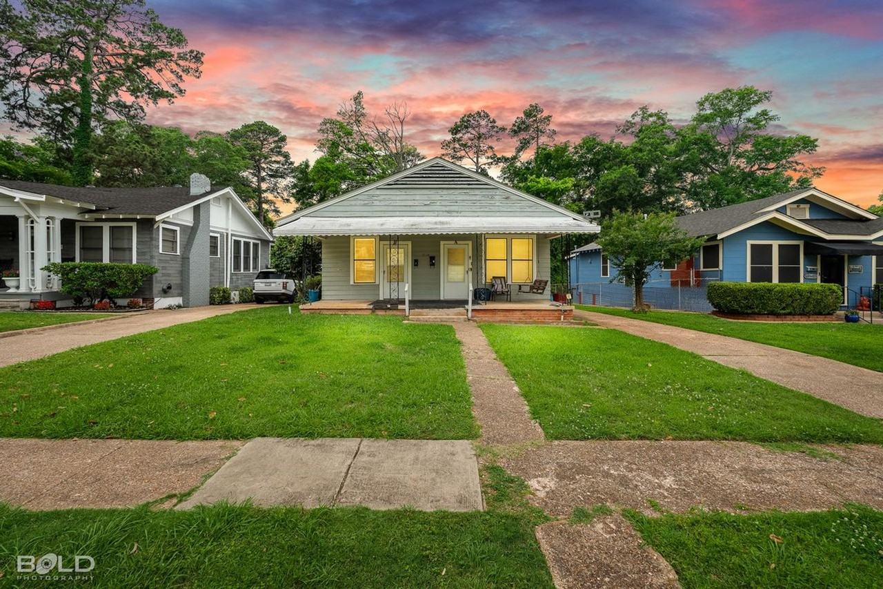 2310 Scovell Ct #B - Photo 4 of 10