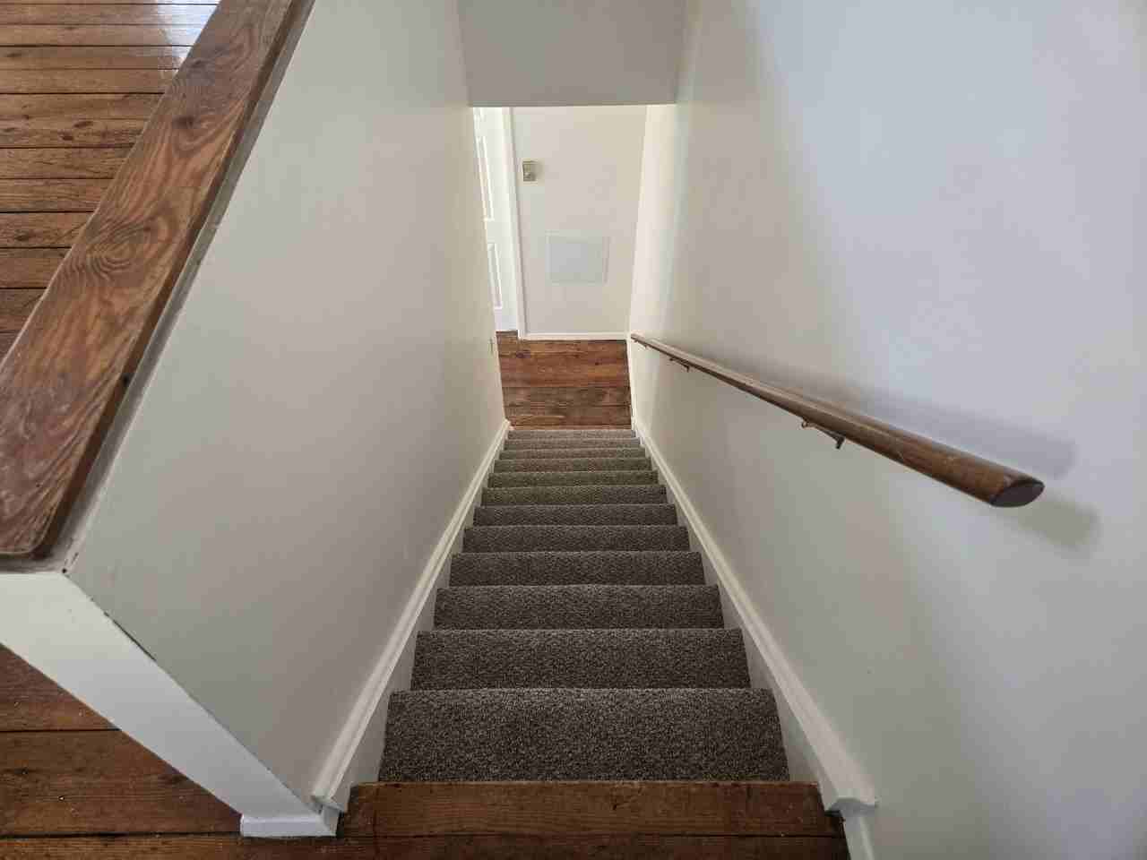 Suncrest Court - Photo 6 of 17