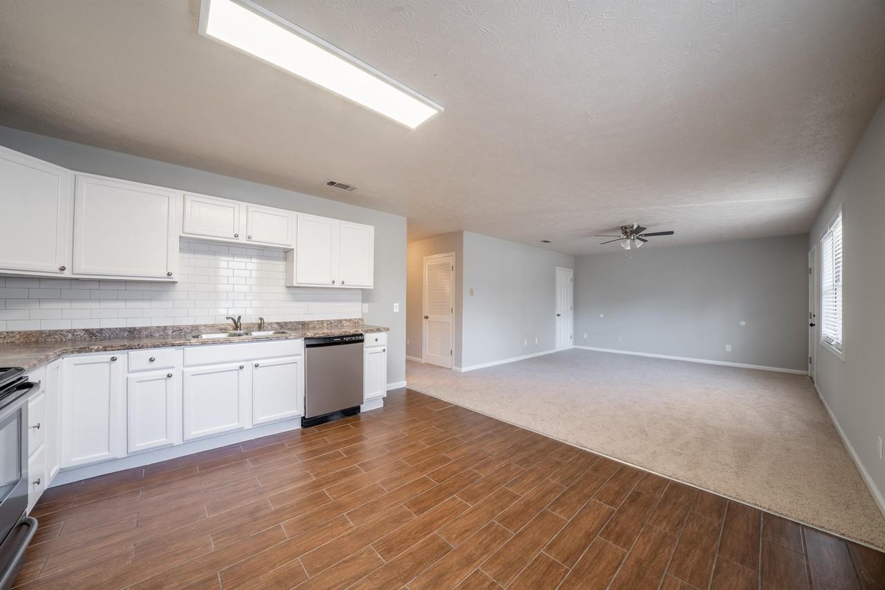 112 Dupree Road - Photo 4 of 13