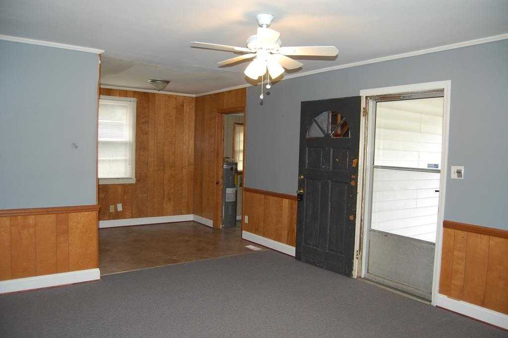 122 Westdale Ave - Photo 3 of 16