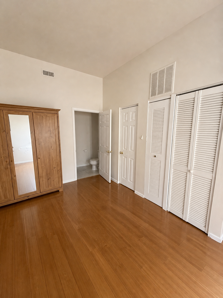 1901 East Lombard Street - Photo 5 of 16