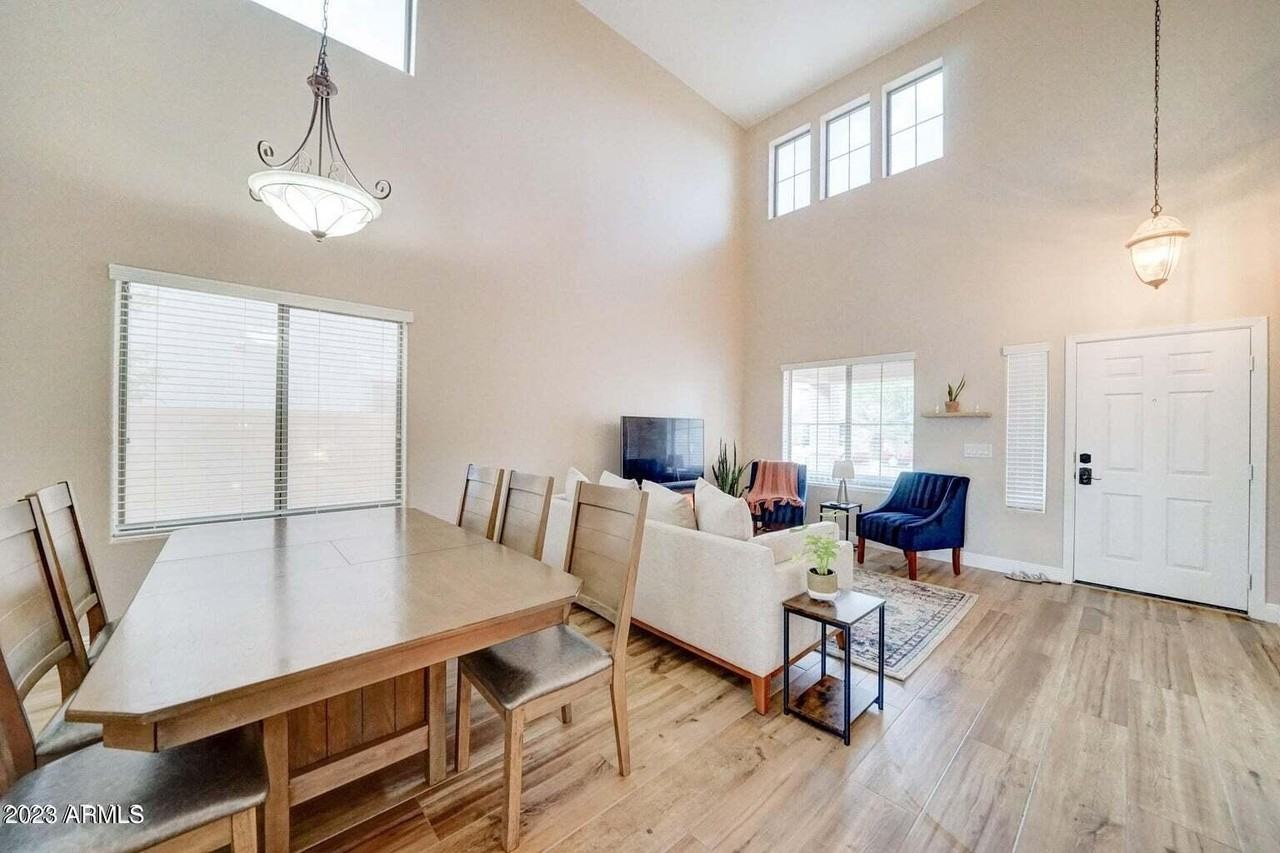 3563 E Blue Ridge Way - Photo 5 of 29