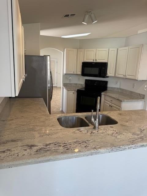 4421 E Desert Wind Dr - Photo 6 of 15