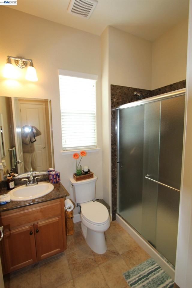 5202 Salerno Dr - Photo 4 of 21
