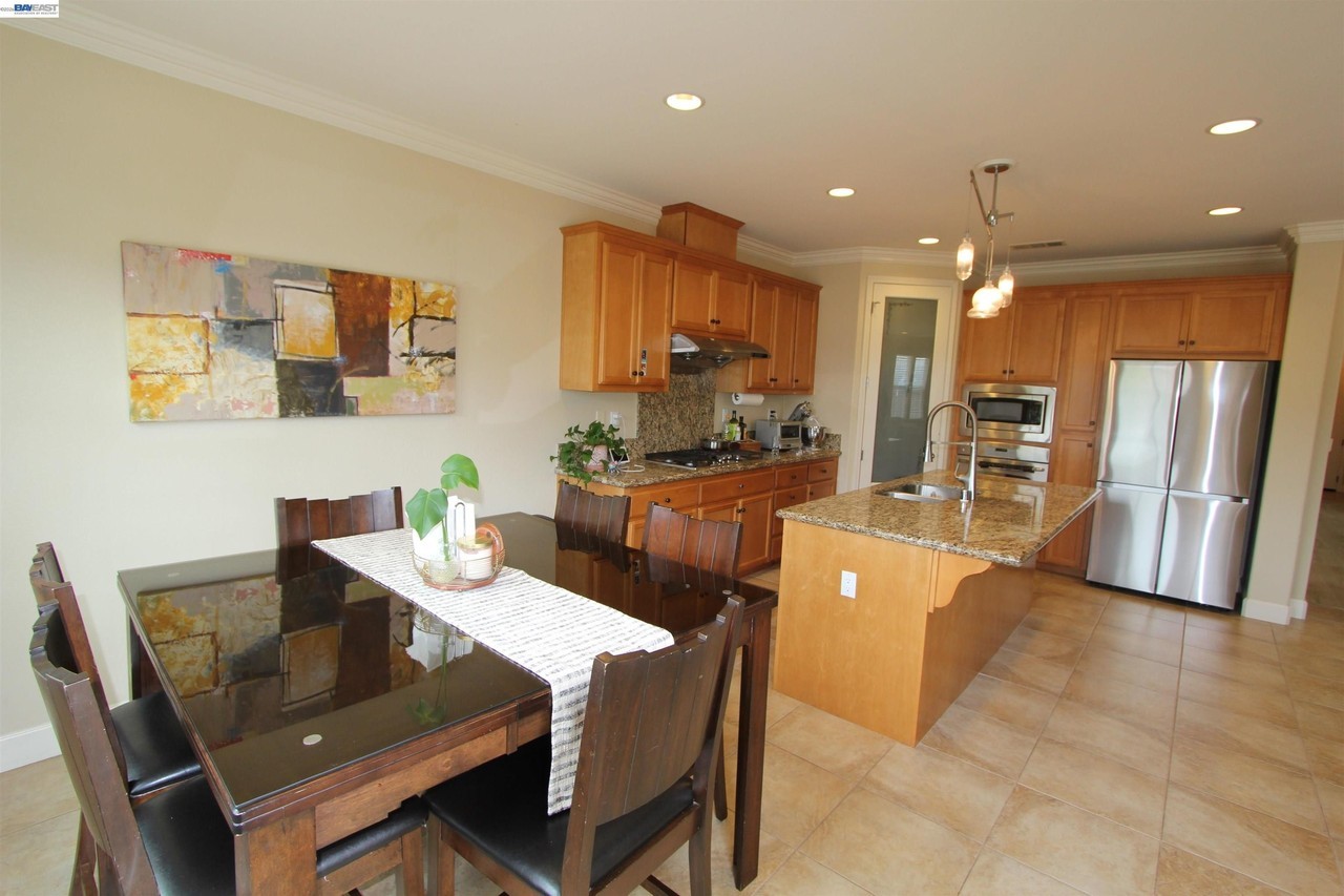5202 Salerno Dr - Photo 7 of 21