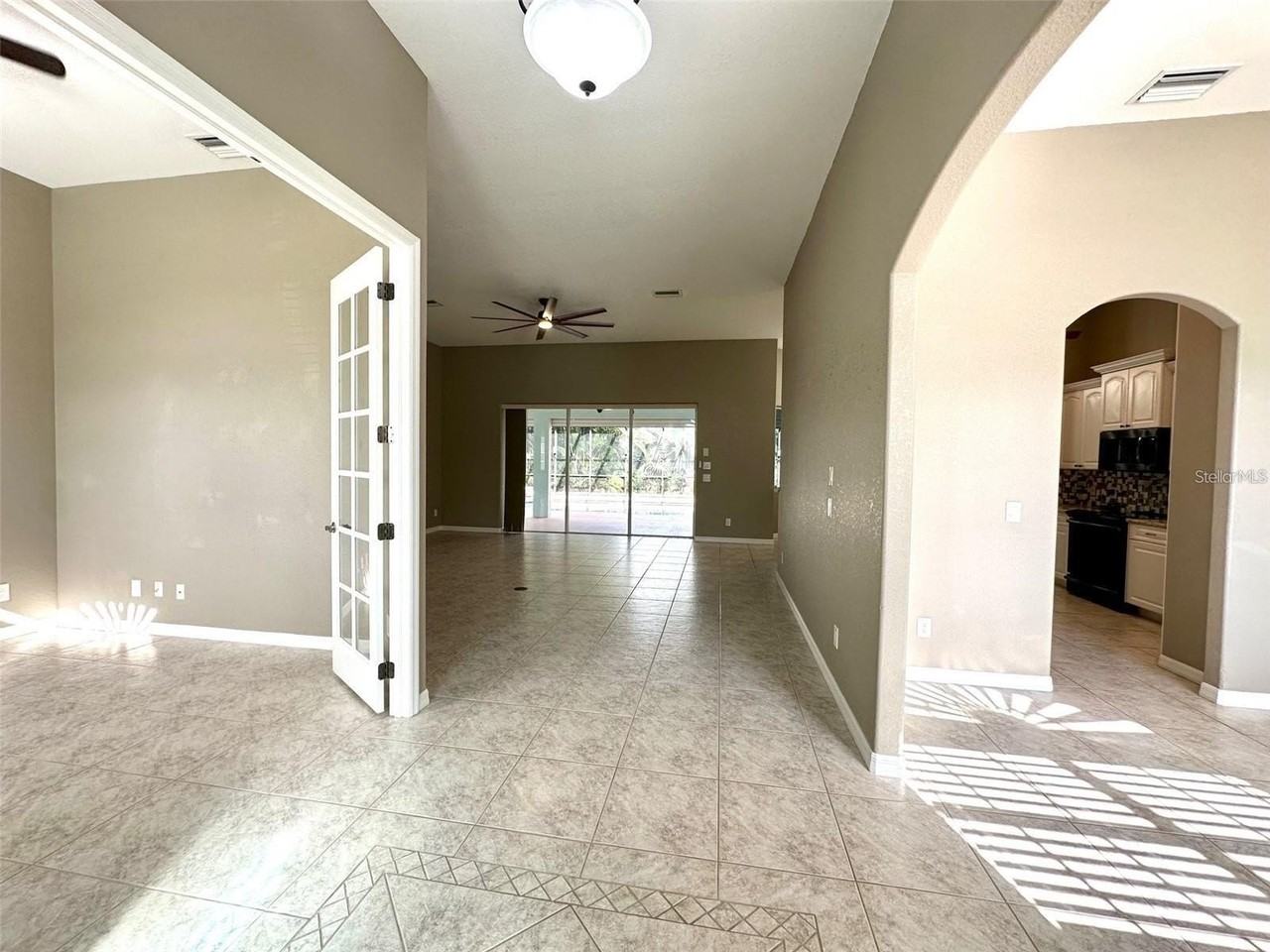 26577 Barranquilla Ave - Photo 4 of 31