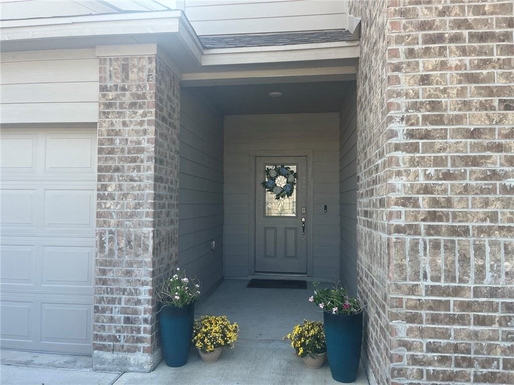 2769 Excelsior Blvd - Photo 2 of 10