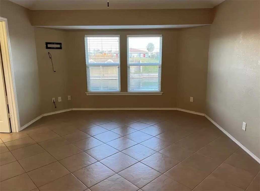 14157 Whitecap Blvd - Photo 7 of 20