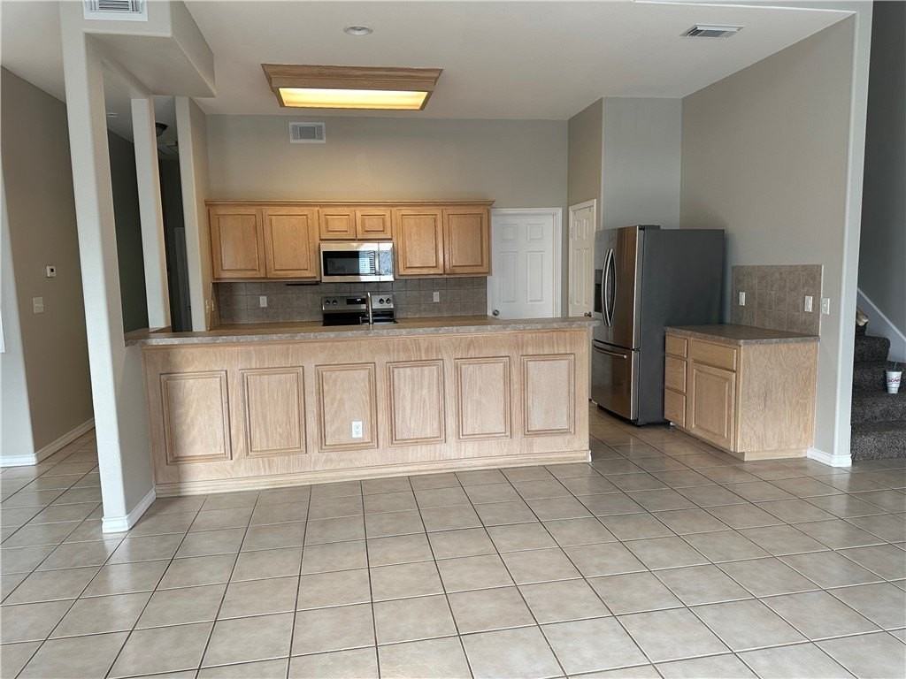 15505 Palmira Ave #B - Photo 3 of 20