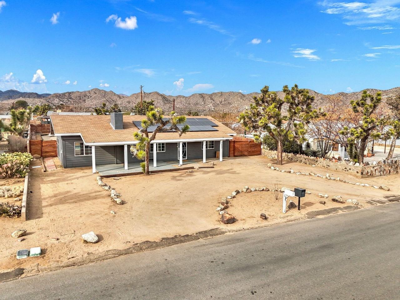 7552 Elk Trl - Photo 3 of 48